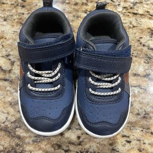 Toddler Size 5 Sneaker